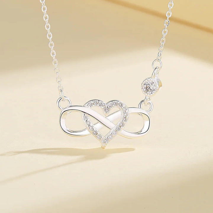 ETERNAL LOVE NECKLACE